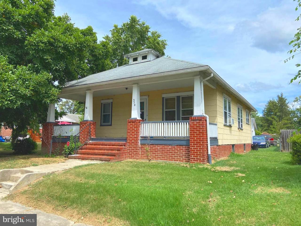 350 Allen Avenue - Photo 1