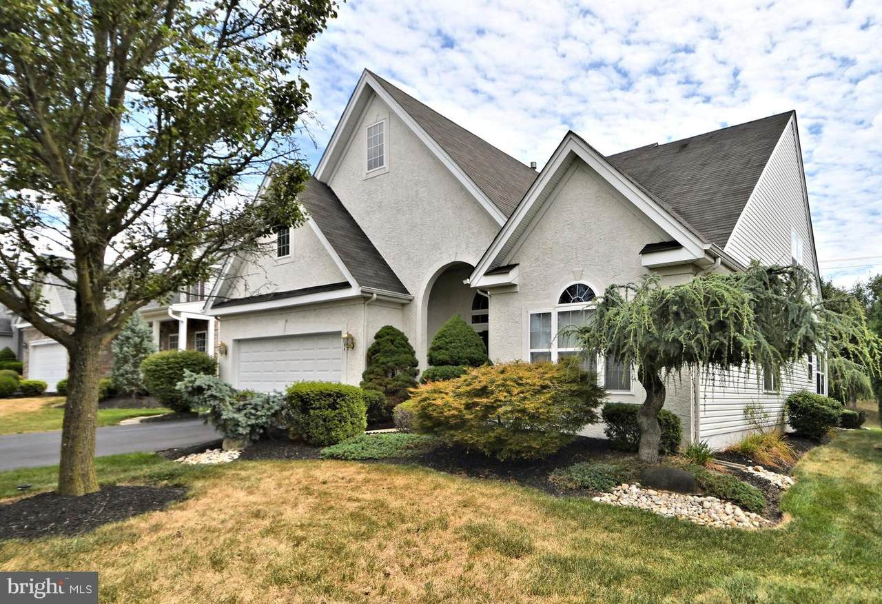 708 Settlers Circle - Photo 1