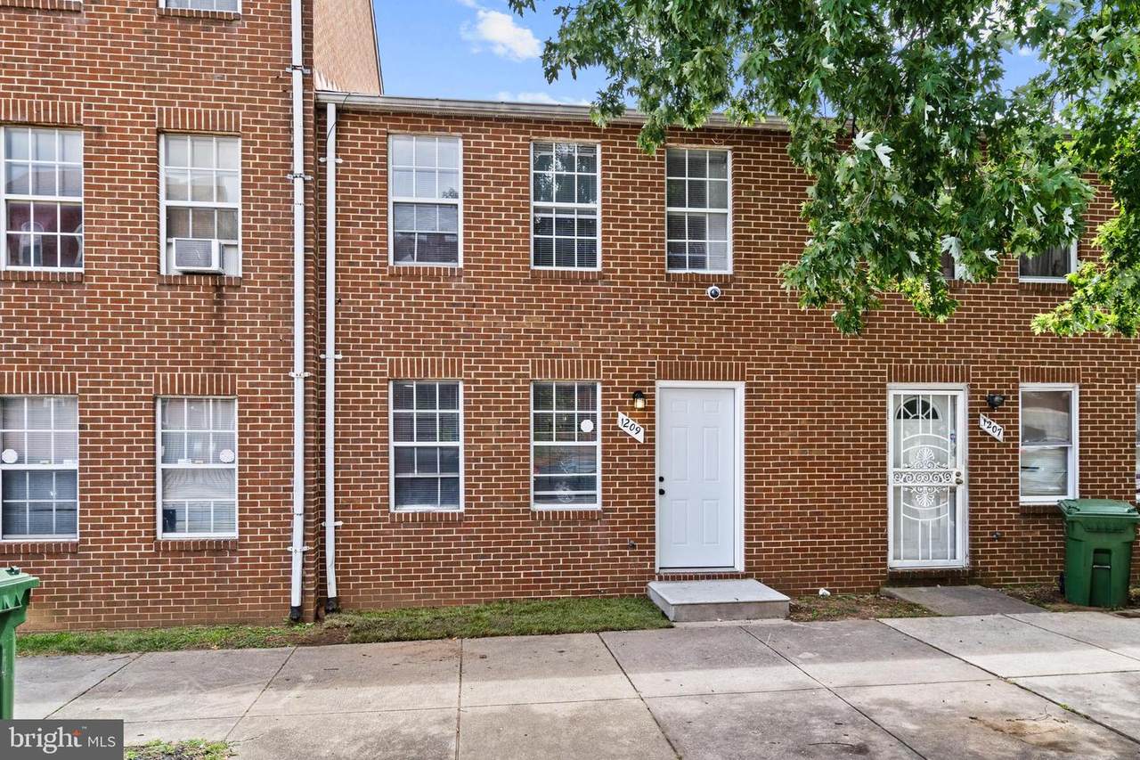 1209 Ashland Avenue - Photo 1