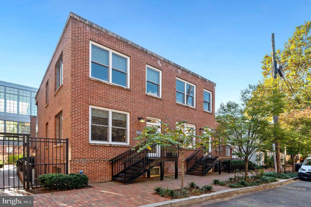 2516 Q Street - Photo 1