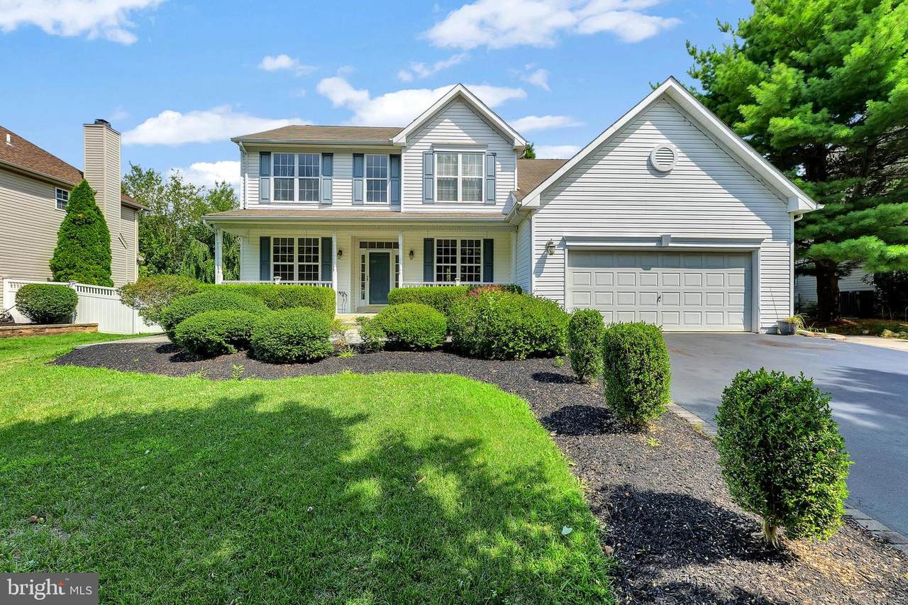 4 Pemberton Lane - Photo 1