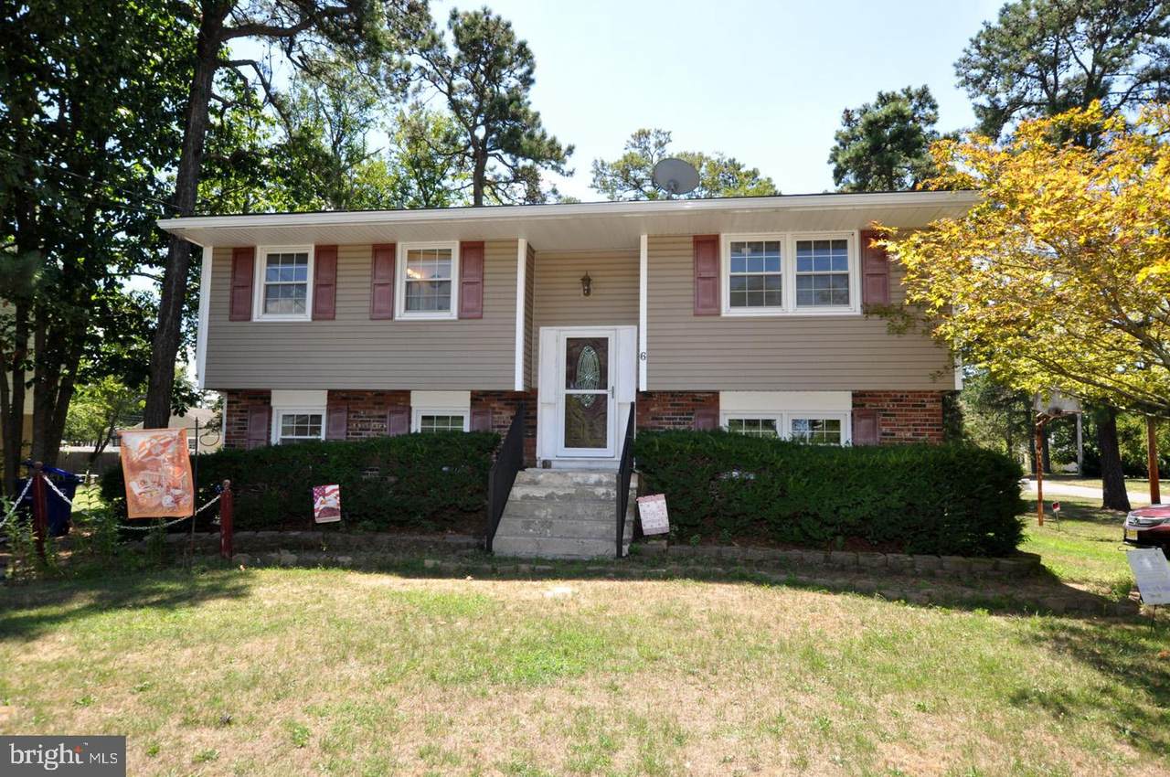 6 Cherokee Drive - Photo 1