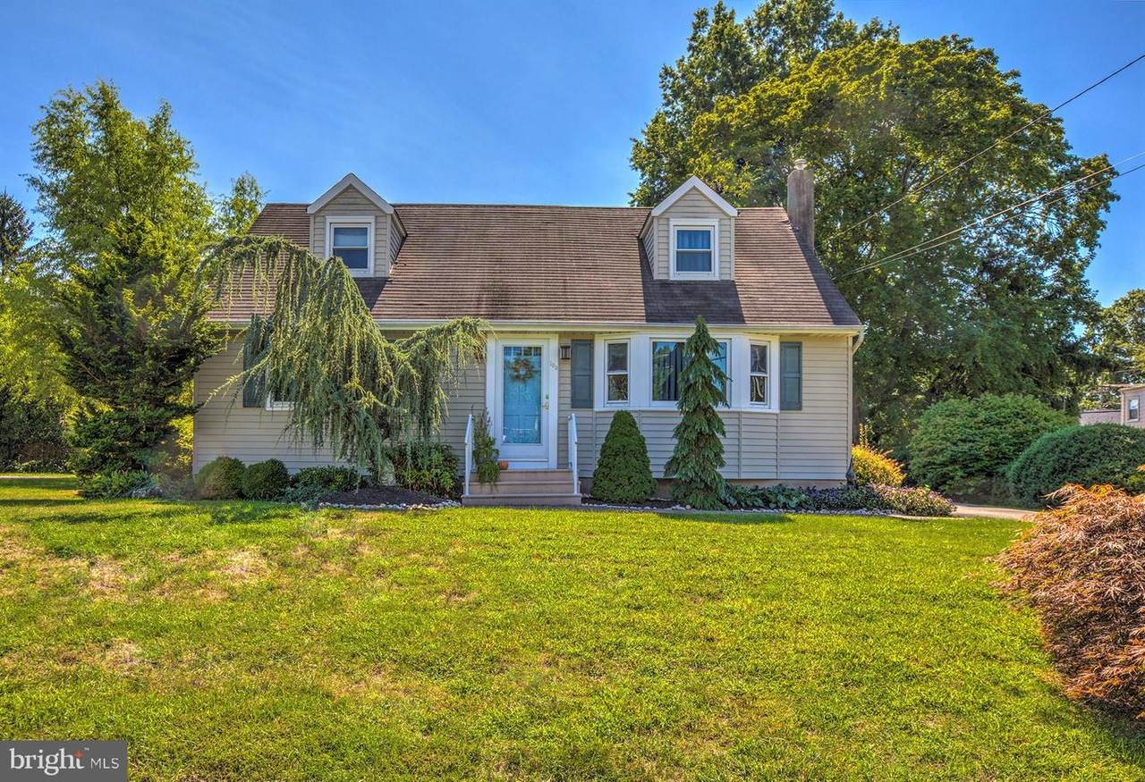 103 Susan Drive - Photo 1