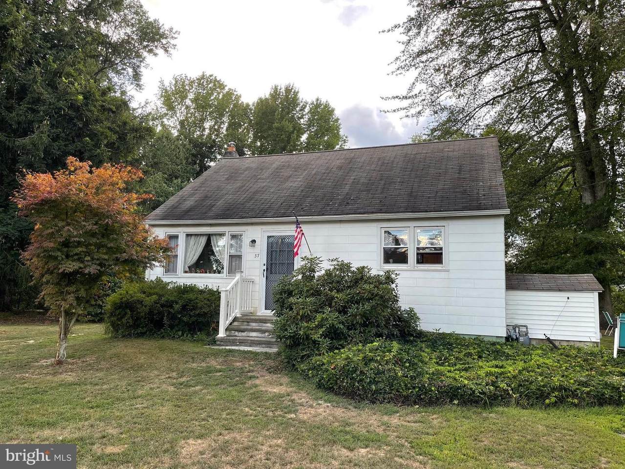 37 Douglas Avenue - Photo 1