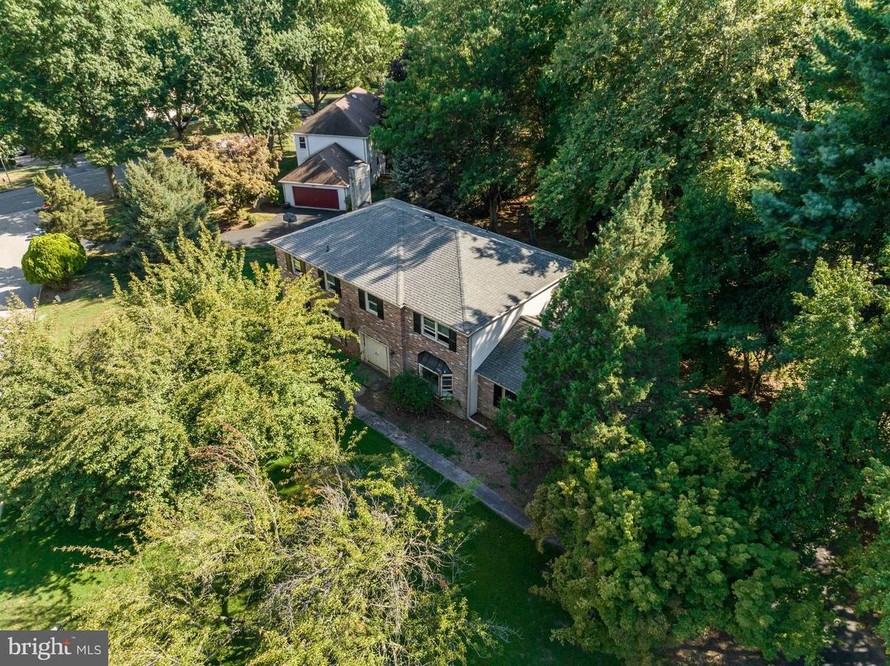 89 Lynne Circle - Photo 1
