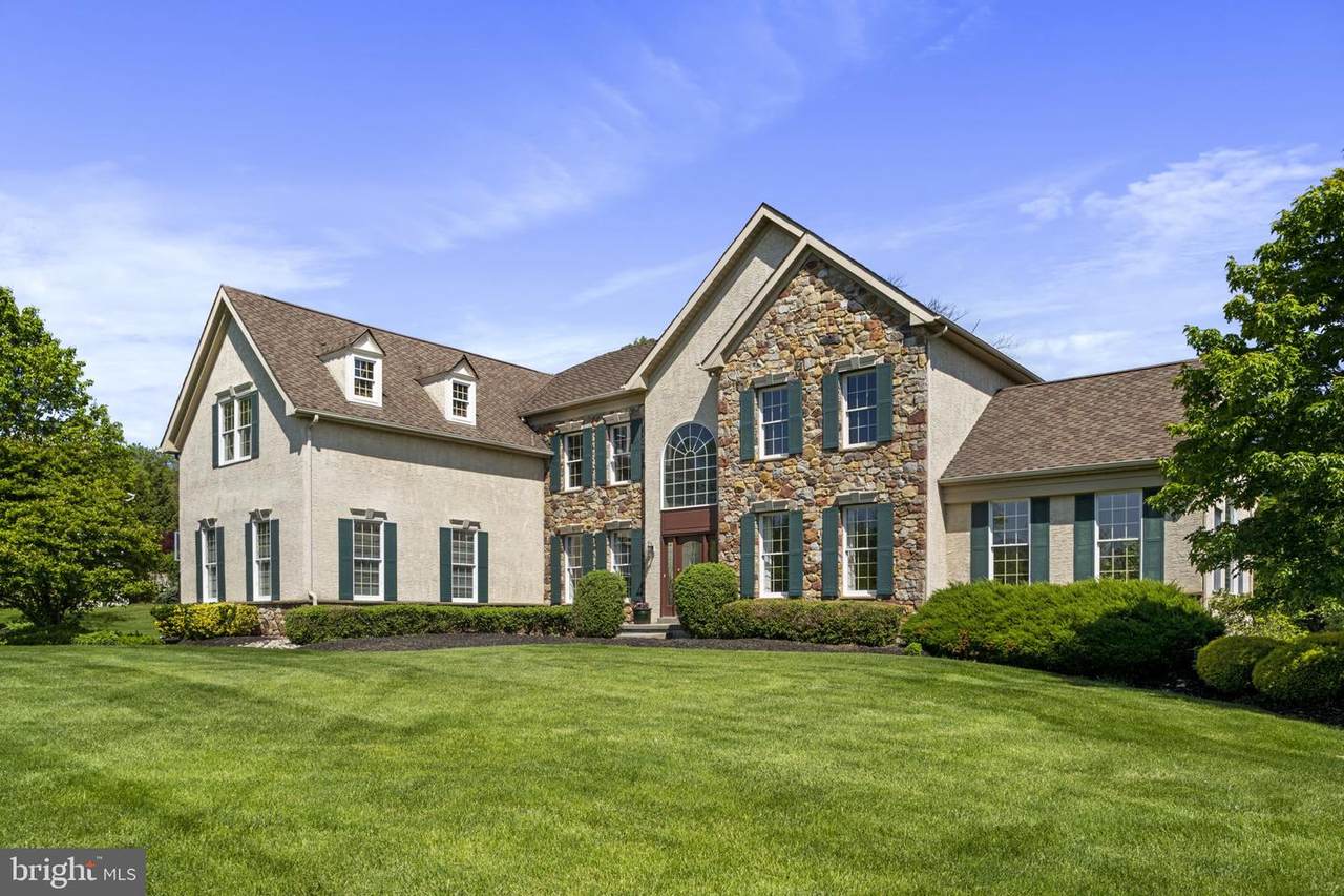 30 Woodside Lane - Photo 1