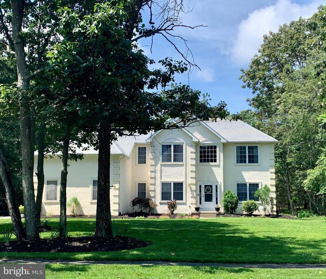 11 Gilbert Stuart Way - Photo 1