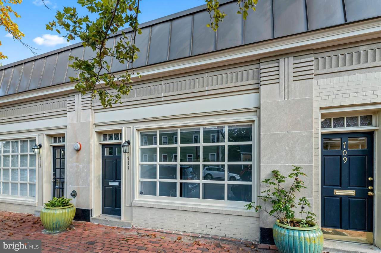 711 Pendleton Street - Photo 1