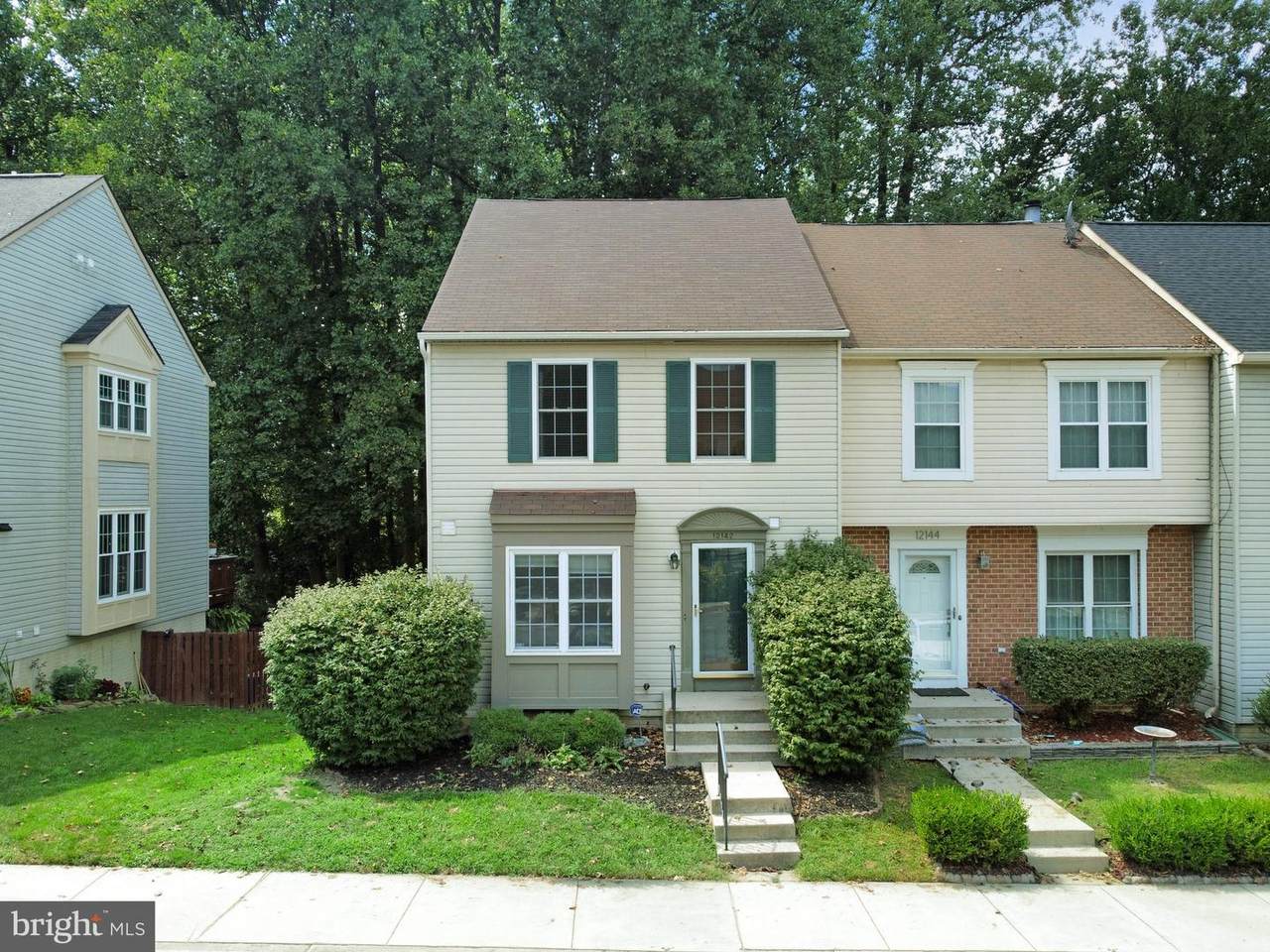12142 Island View Circle - Photo 1