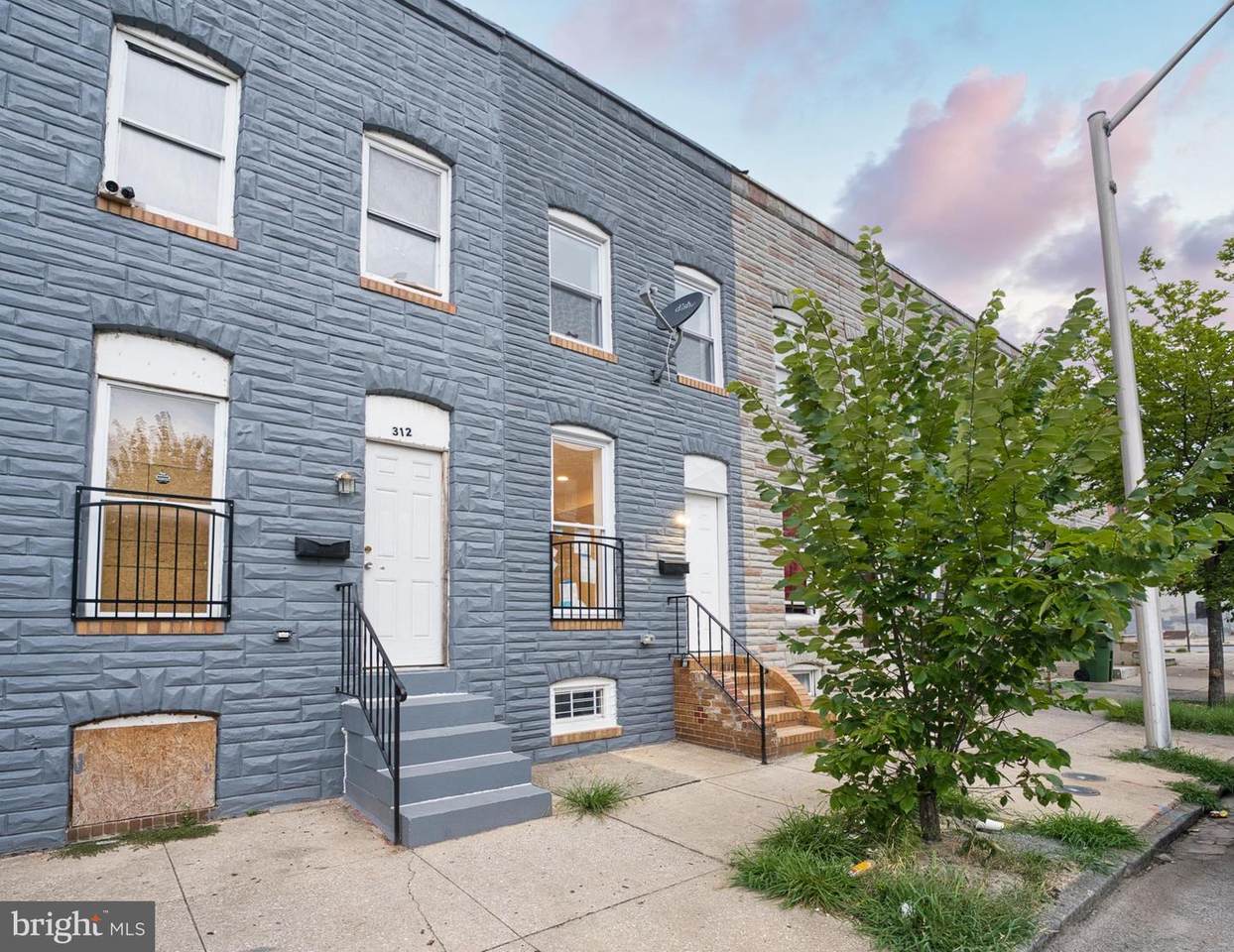 310 Payson Street - Photo 1