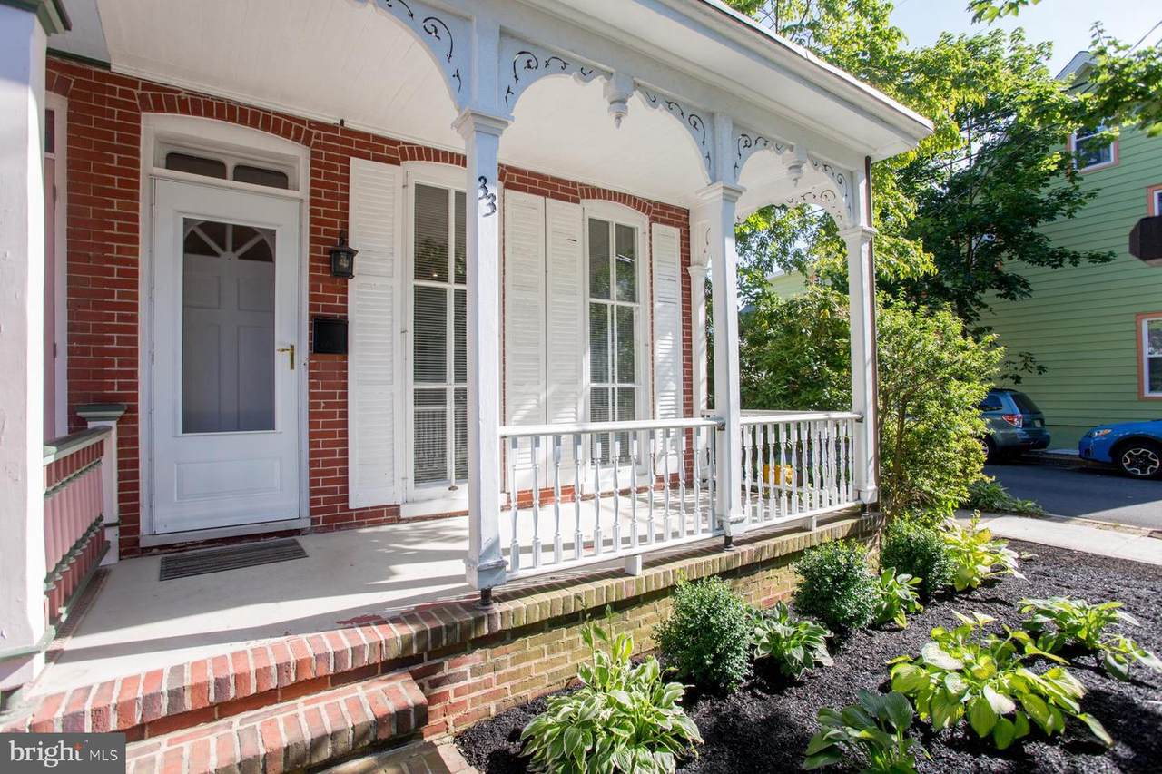 33 Buttonwood Street - Photo 1
