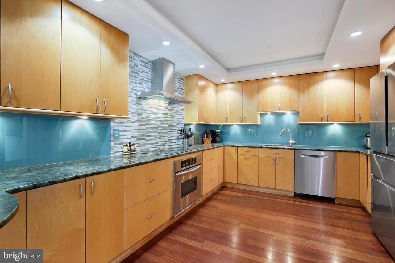 4601 Park Avenue - Photo 1