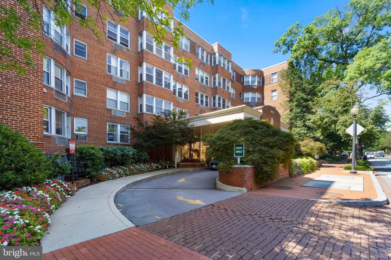 2500 Q Street - Photo 1