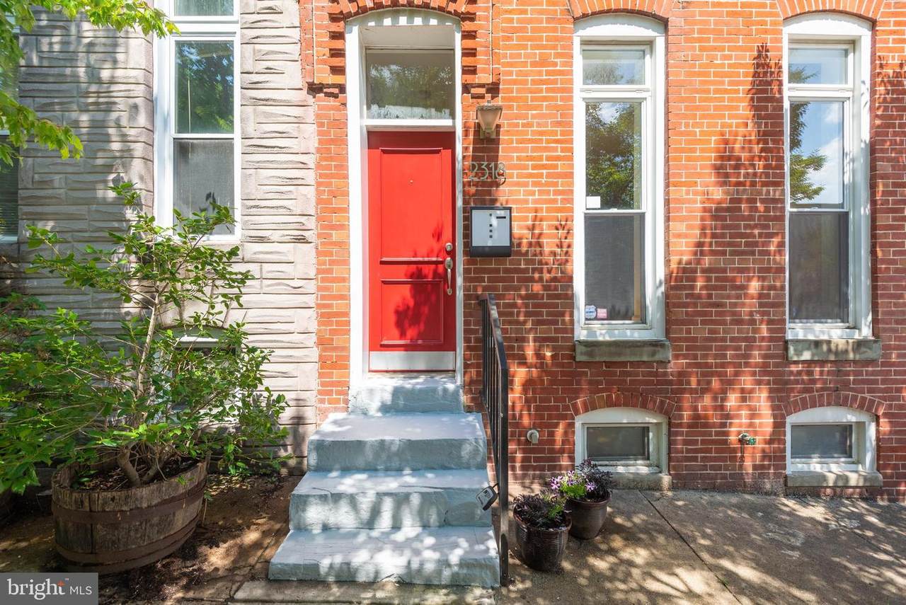 2318 Fairmount Avenue - Photo 1
