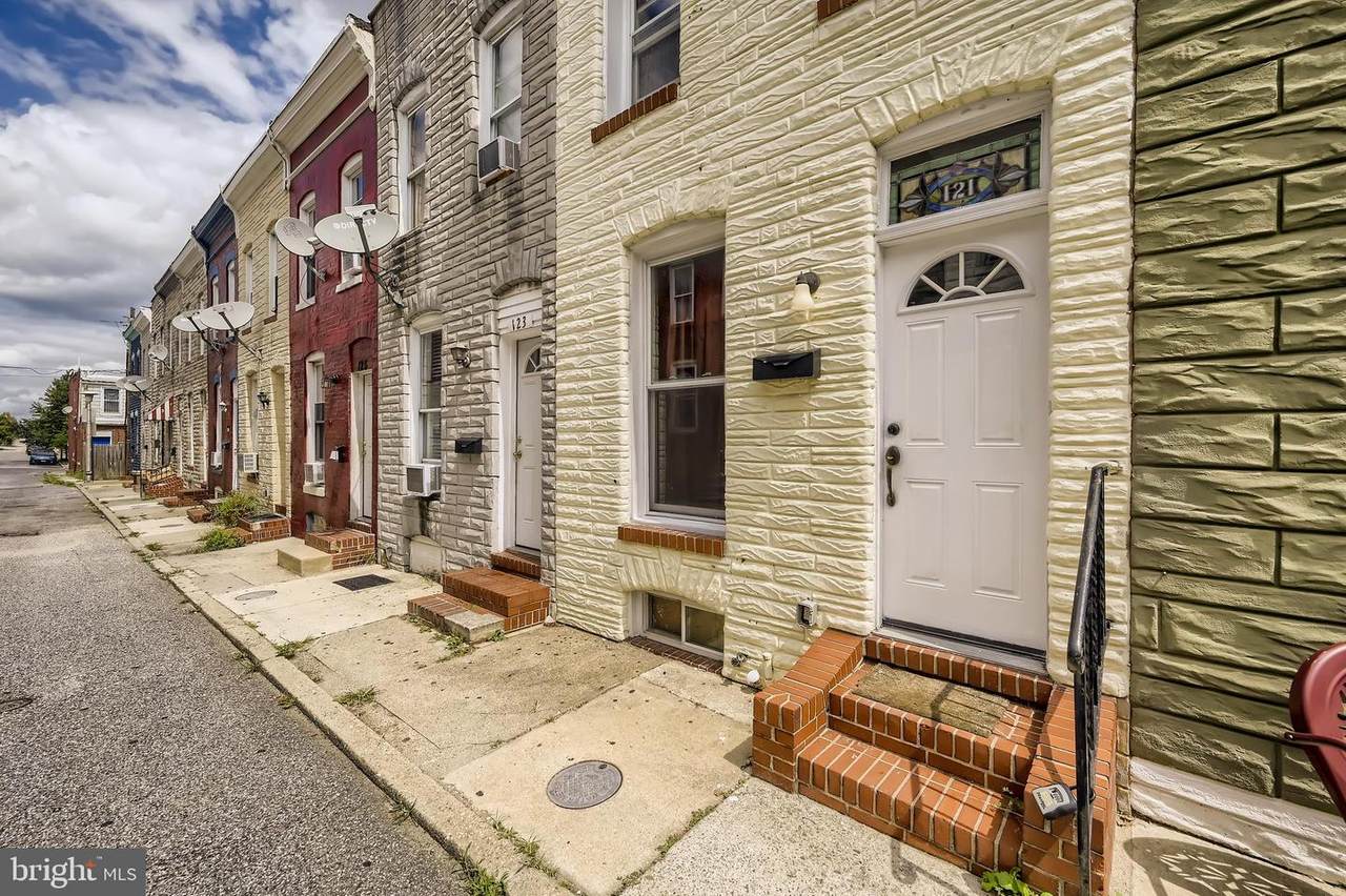 121 Port Street - Photo 1