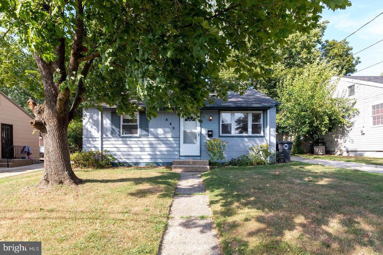 449 8TH Avenue - Photo 1