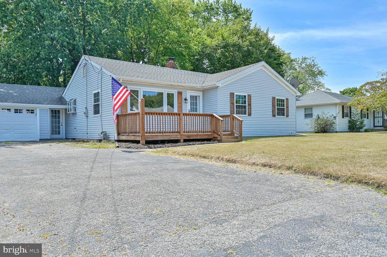 617 Kingman Avenue - Photo 1