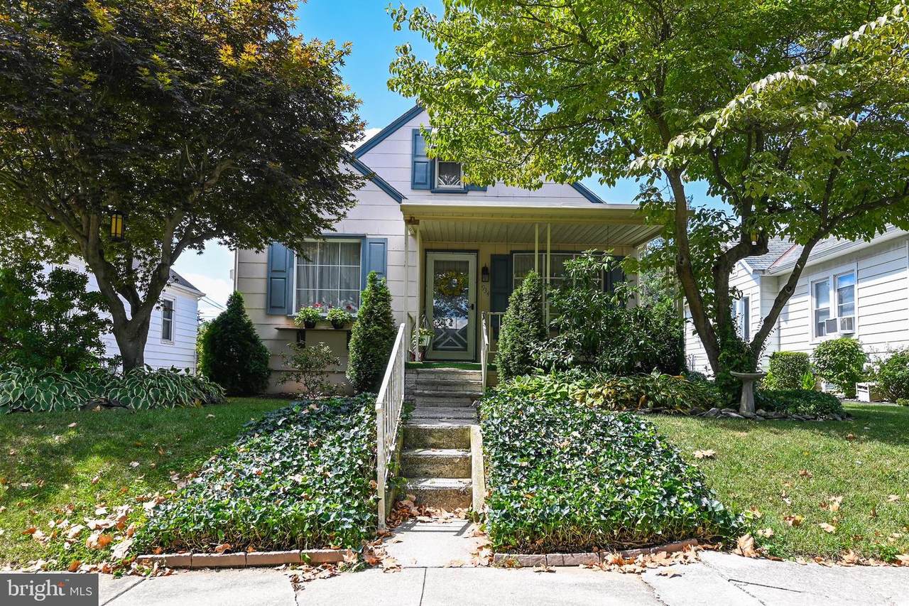 934 Walnut Street - Photo 1