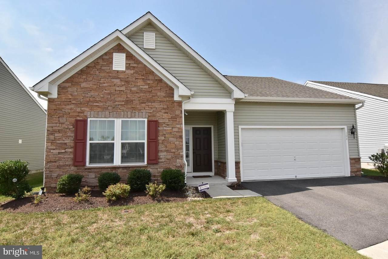 104 Lauras Court - Photo 1