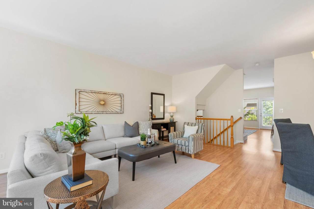 2561 James Monroe Circle - Photo 1