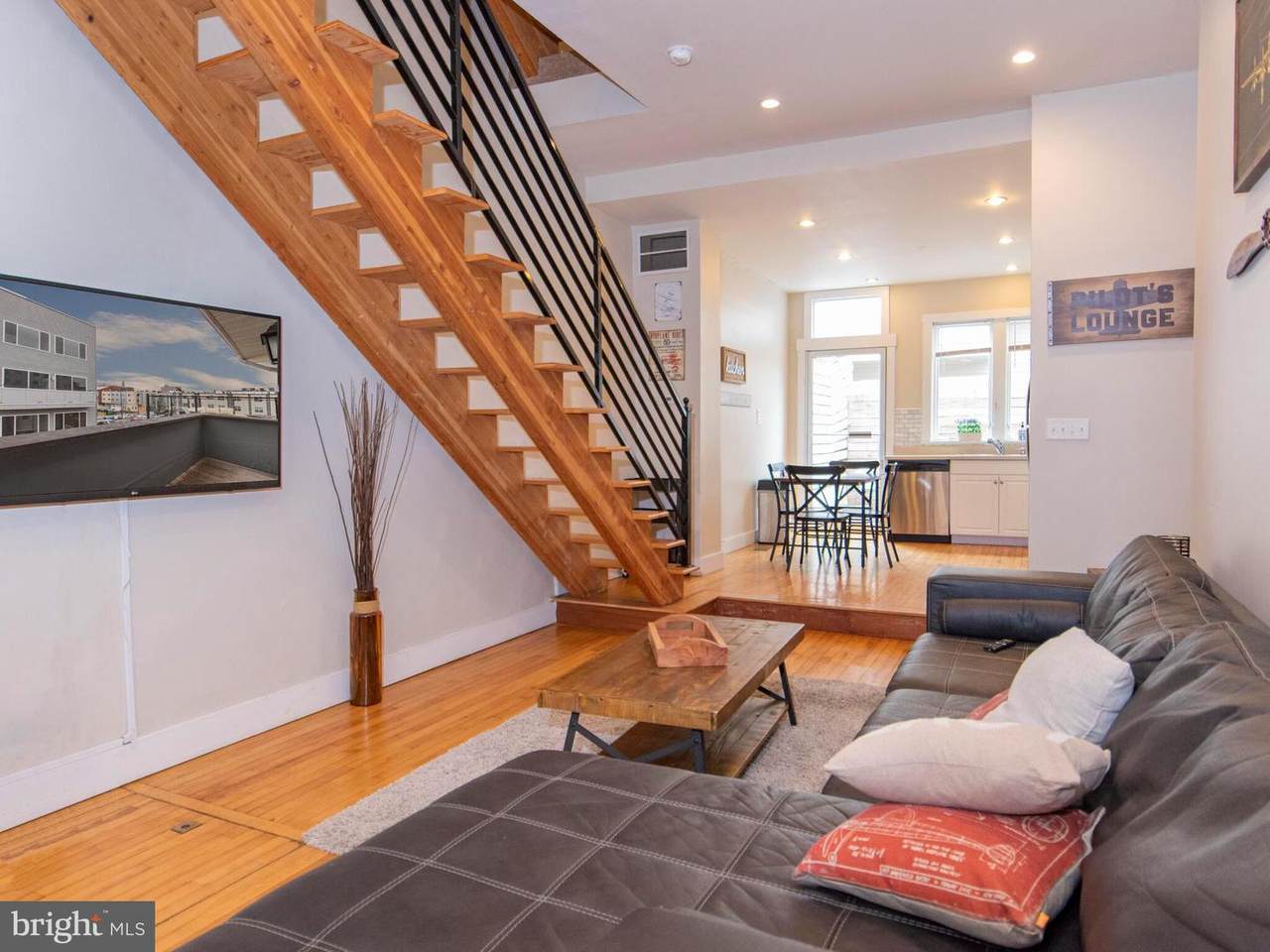1010 American Street - Photo 1