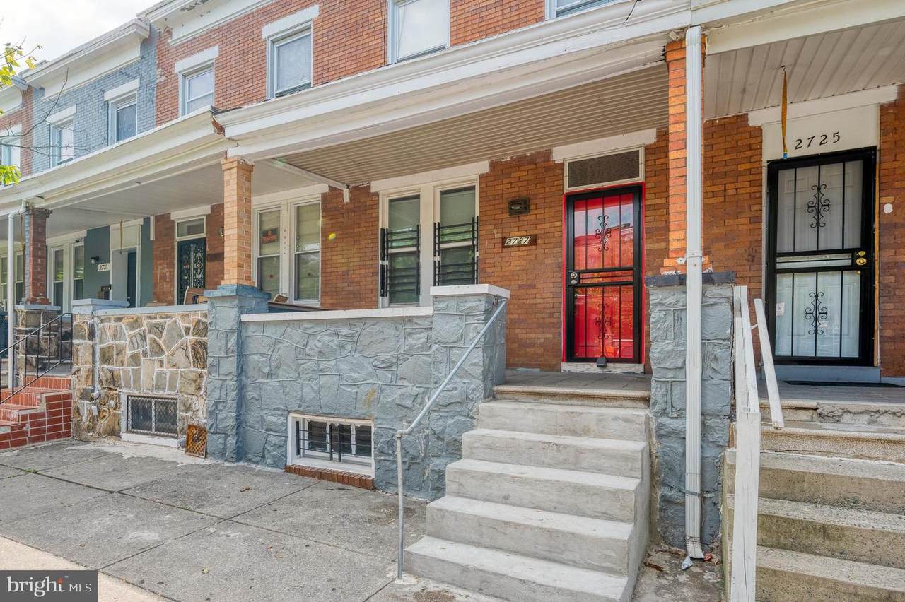 2727 Ashland Avenue - Photo 1