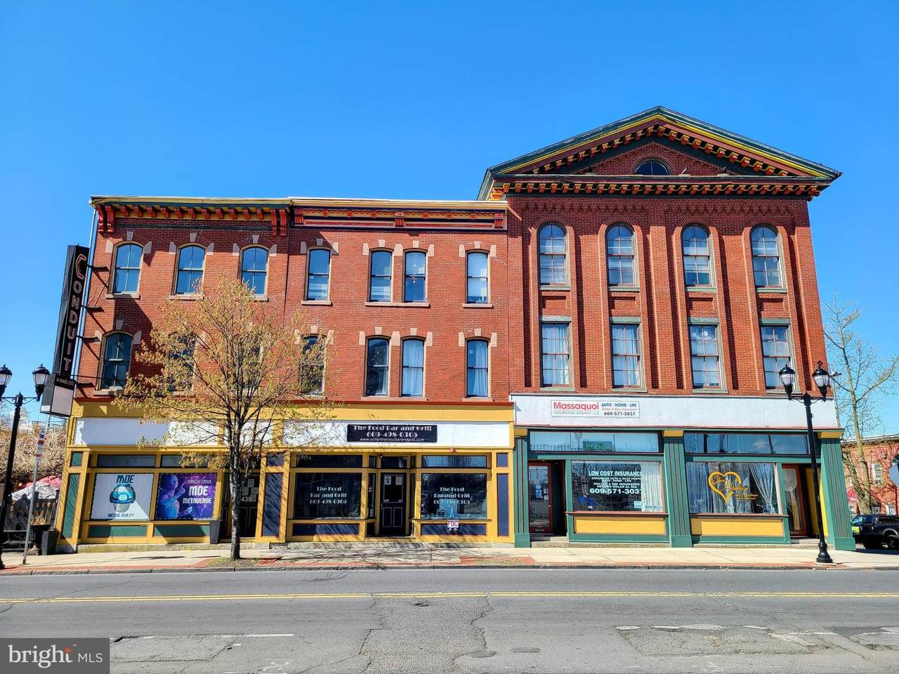 439 Broad Street - Photo 1