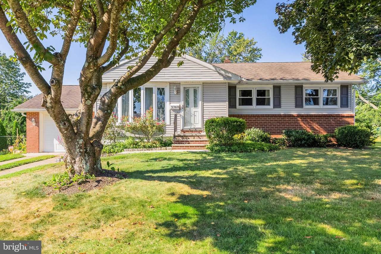 3760 Ridgewood Lane - Photo 1