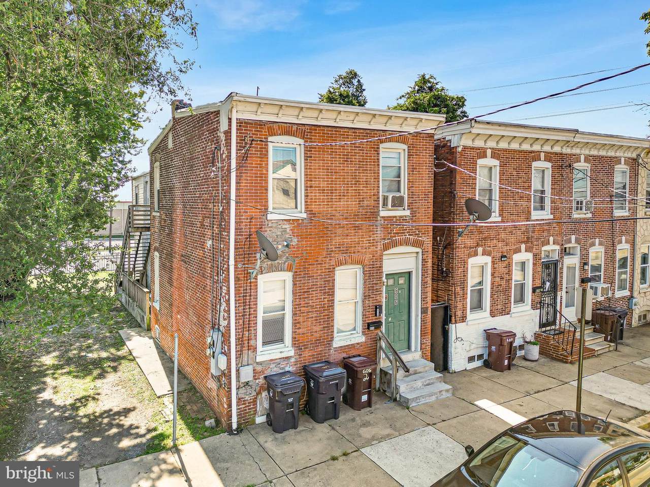 606 Claymont Street - Photo 1