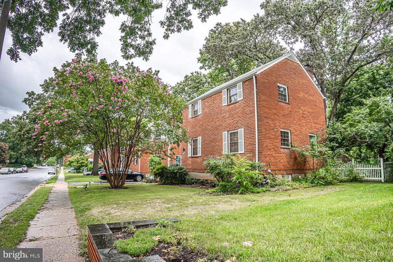 4746 1ST Street - Photo 1