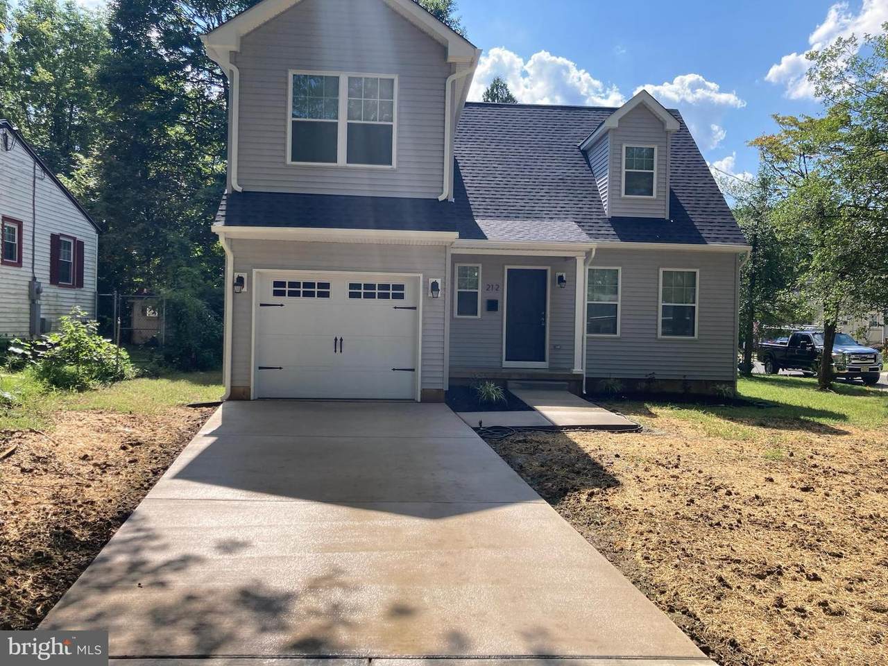 212 Pine Street - Photo 1