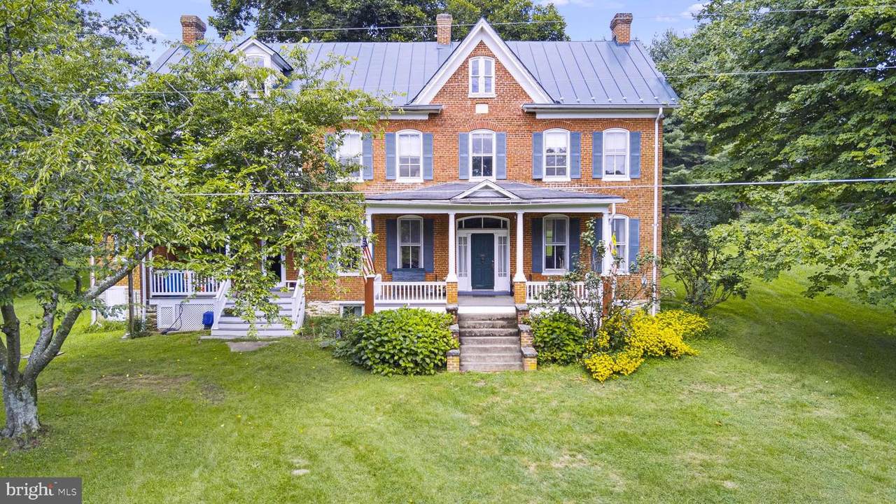 6642 Burkittsville Road - Photo 1