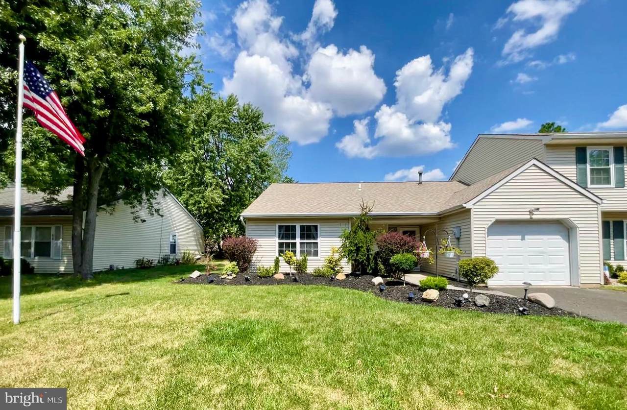 151 Zwolak Court - Photo 1