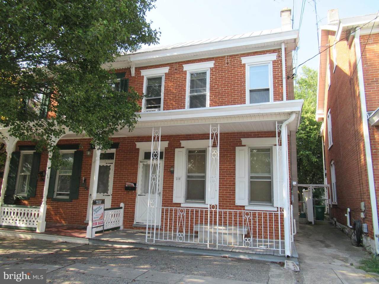 213 Walnut Street - Photo 1