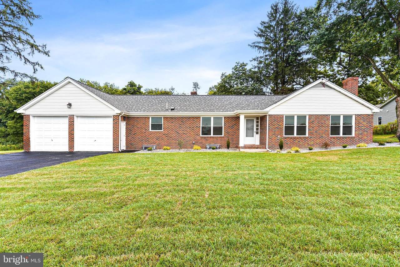 616 Dundee Road - Photo 1