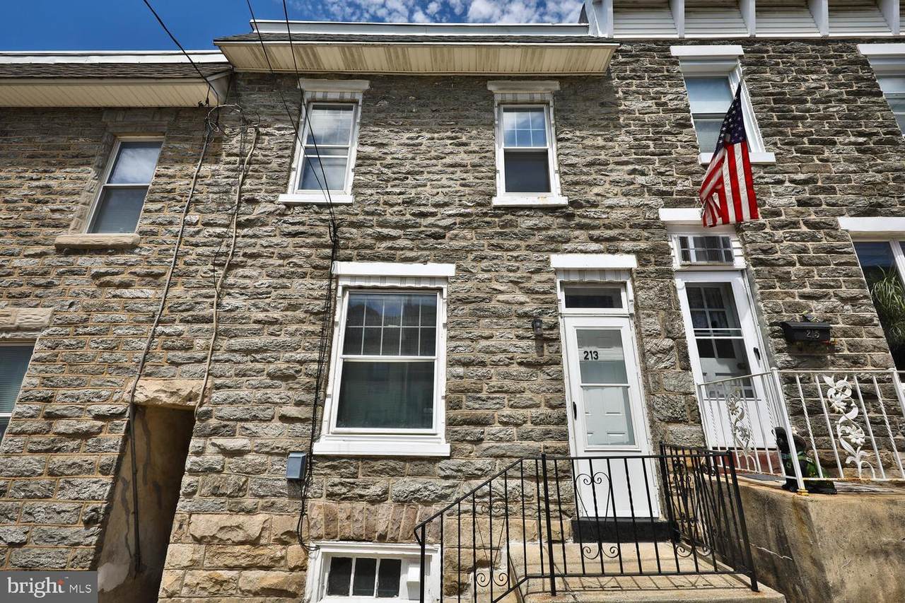 213 Dawson Street - Photo 1