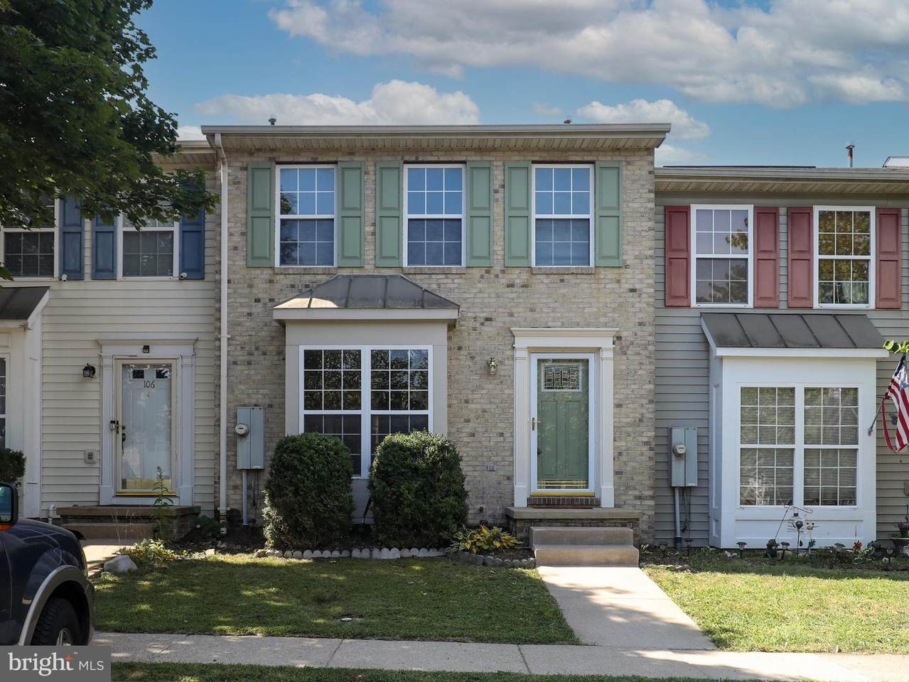 104 Braeburn Drive - Photo 1