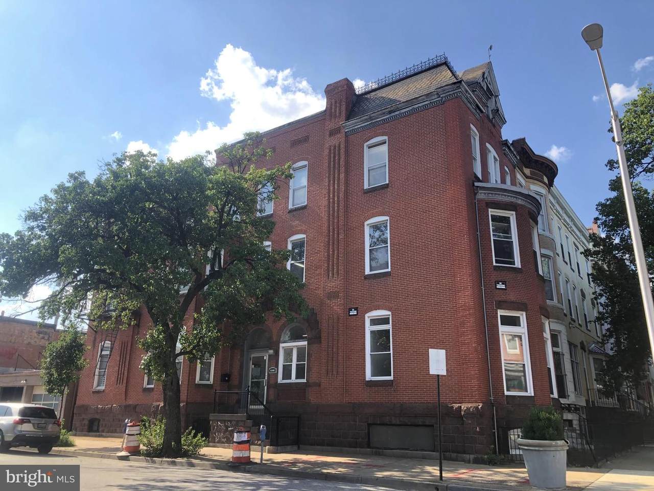 2 21ST Street - Photo 1
