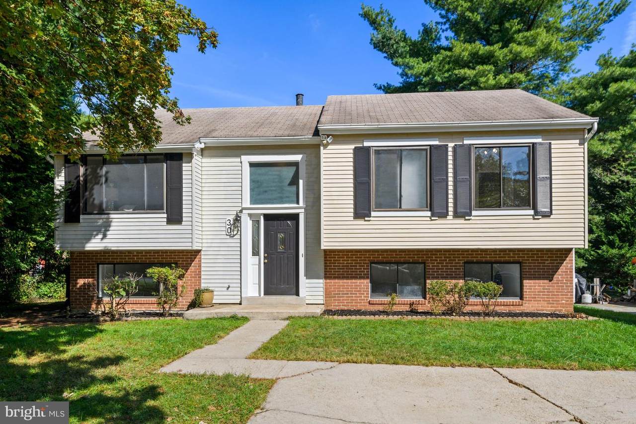 30 Pavilion Drive - Photo 1