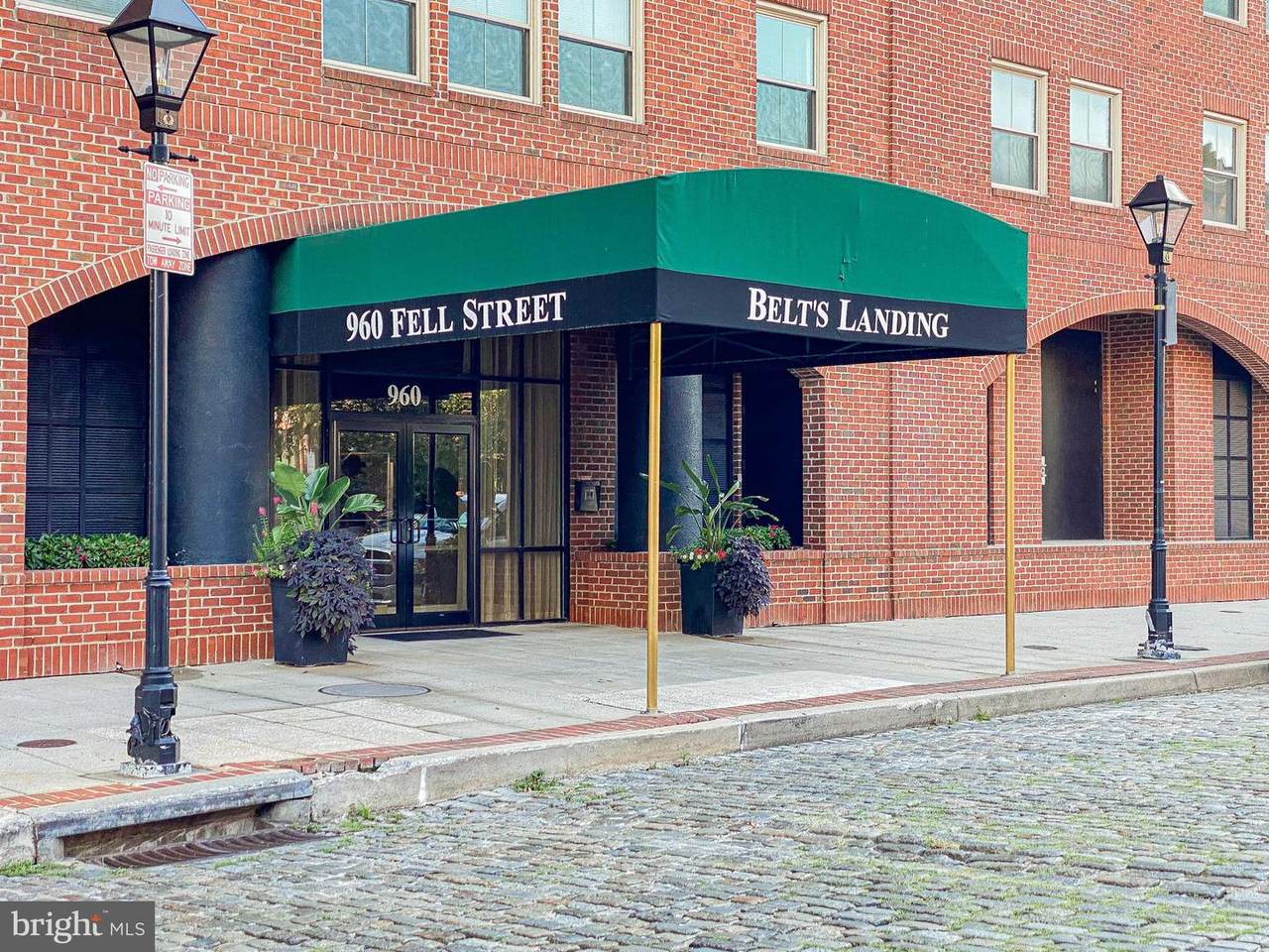 960 Fell Street - Photo 1