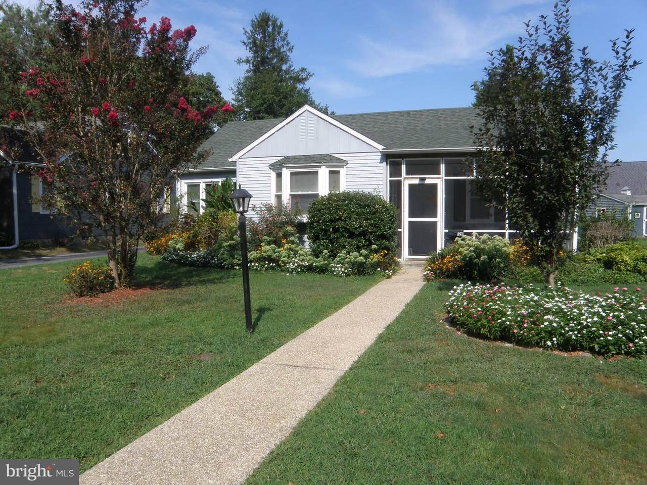 120 Adams Street - Photo 1