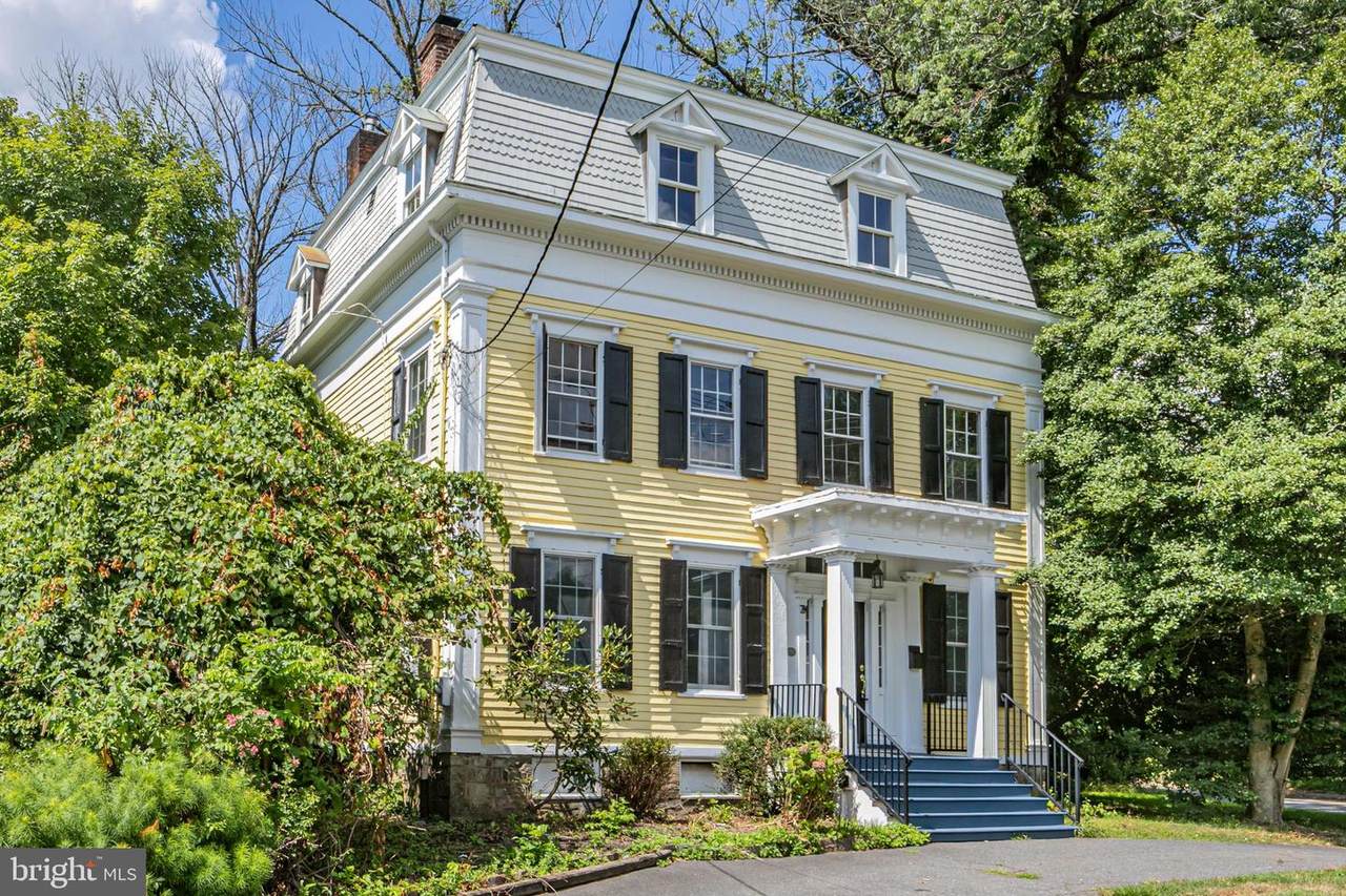 2805 Main Street - Photo 1