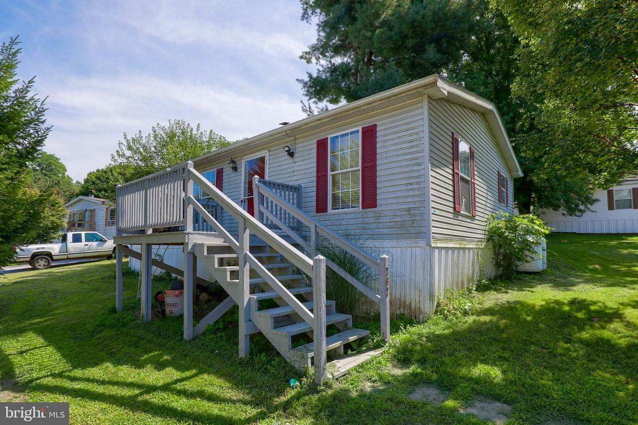 787 Willow Lane - Photo 1