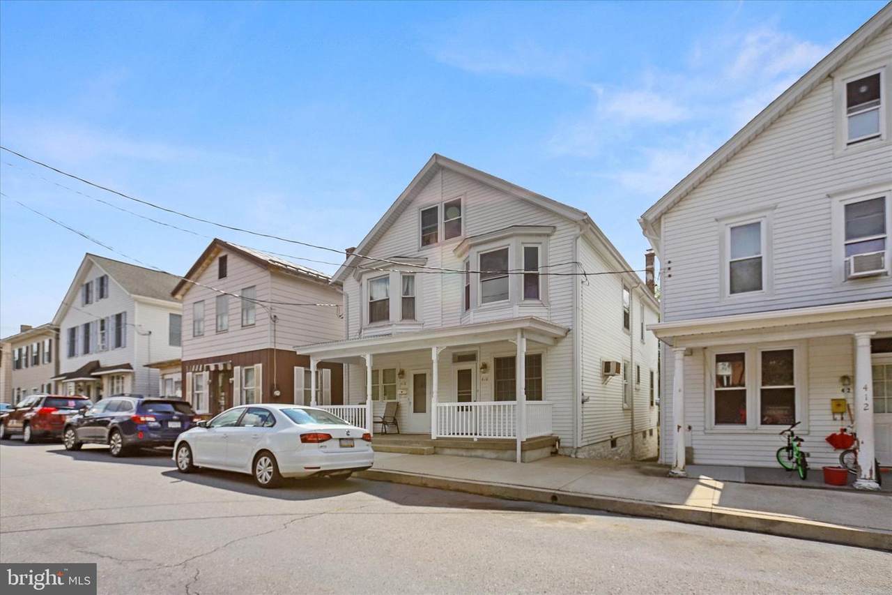 416 Center Street - Photo 1