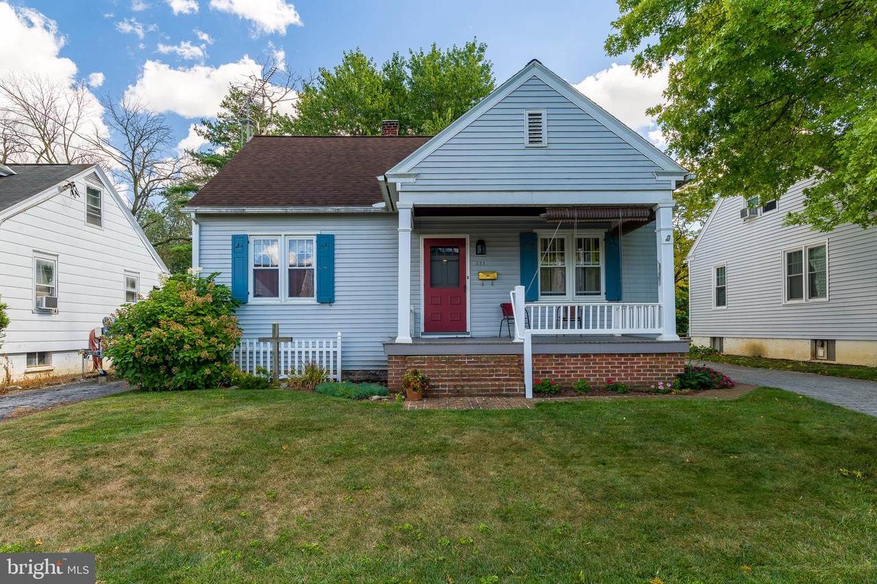 233 Ferdinand Street - Photo 1