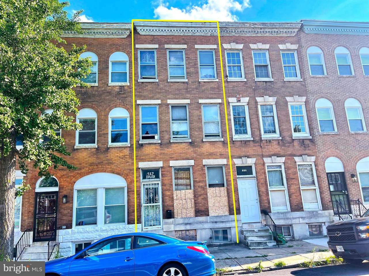 527 20TH Street - Photo 1