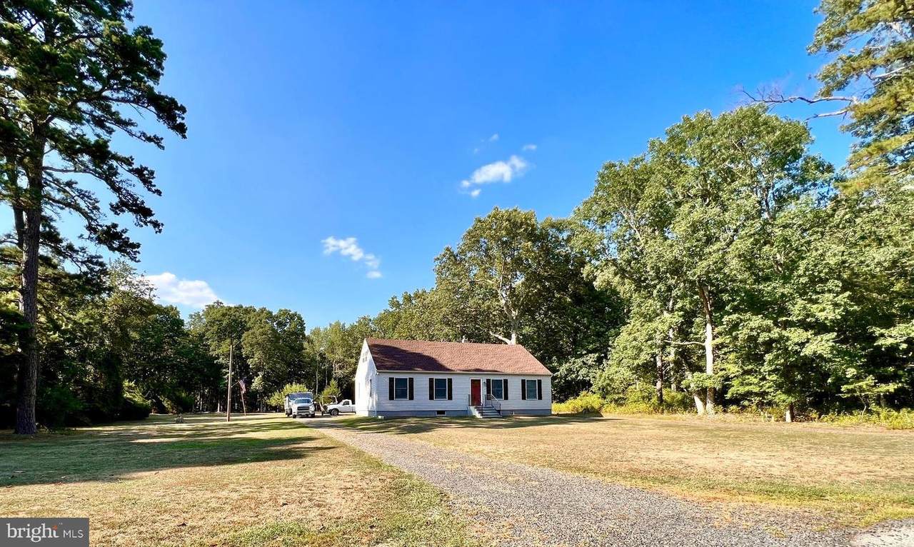 136 Cumberland Avenue - Photo 1