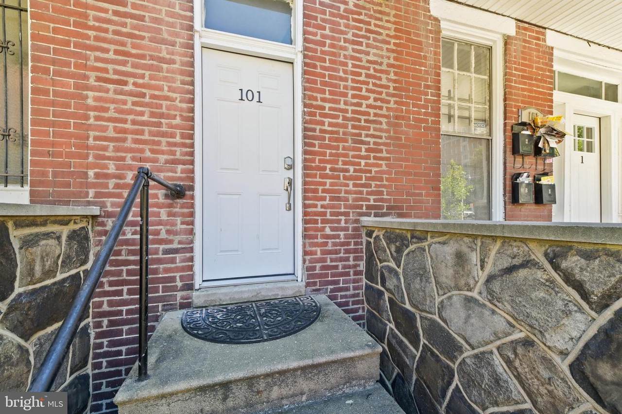 101 33RD Street - Photo 1