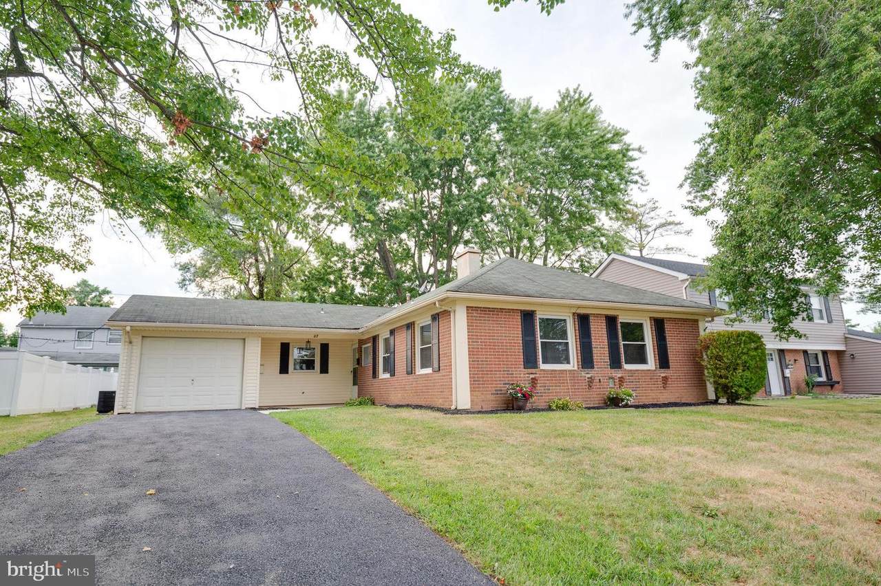 37 Melrose Lane - Photo 1