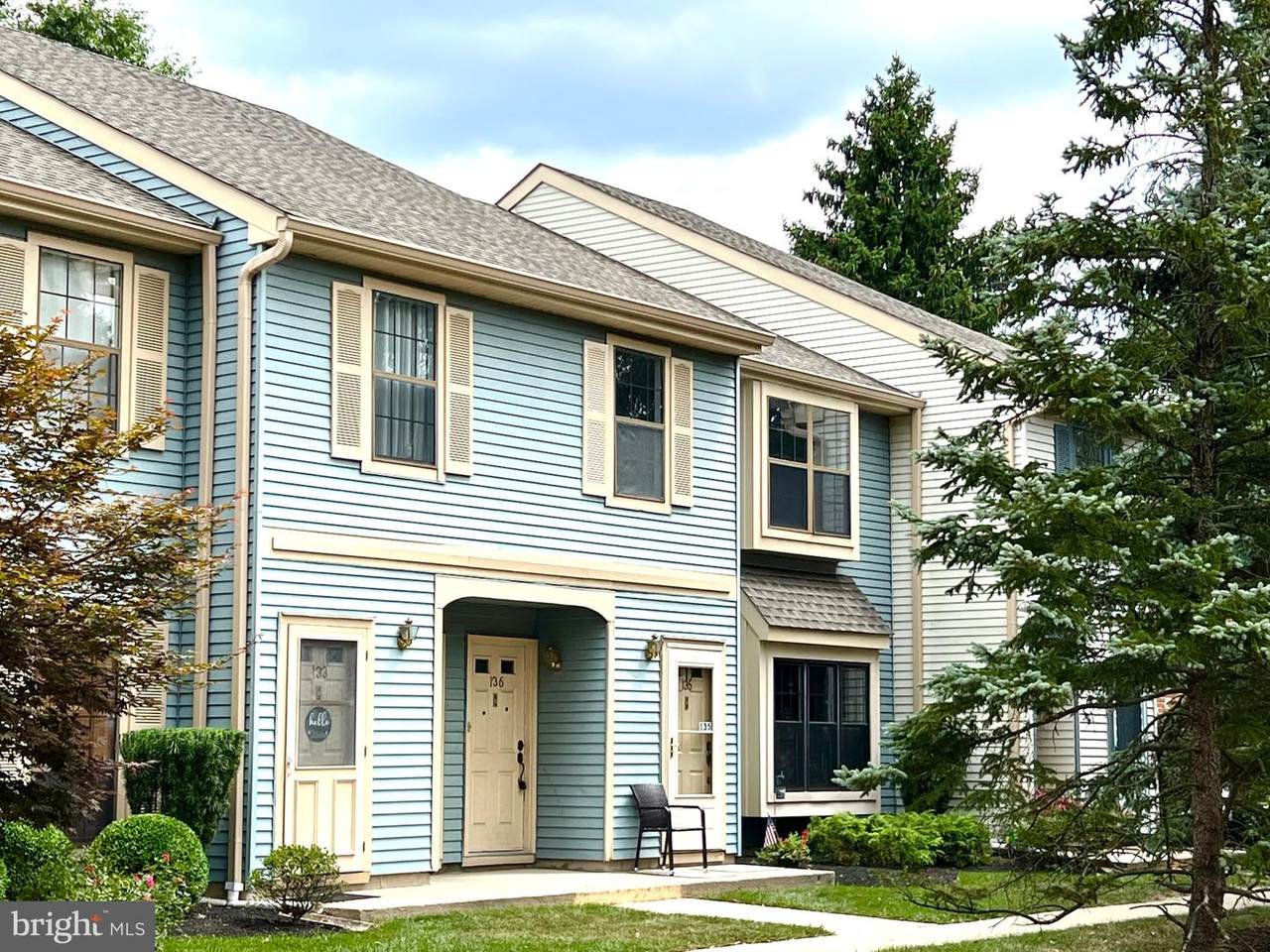 136 Wyndham - Photo 1